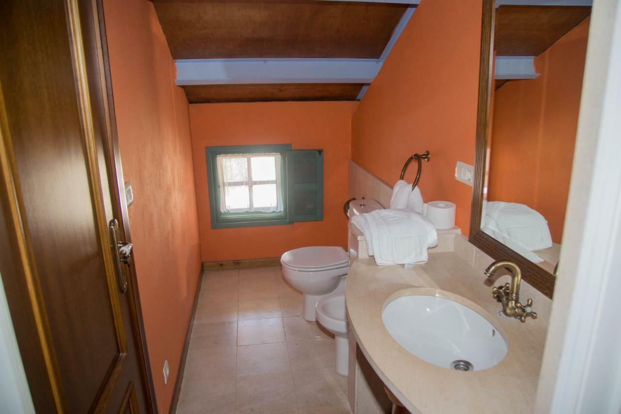 Affittacamere Casa Don Din Cruces Esterno foto